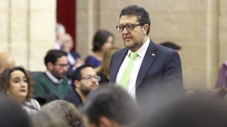 El diputado de Vox por Córdoba, Alejandro Hernández, será nuevo portavoz del grupo, con Serrano de presidente