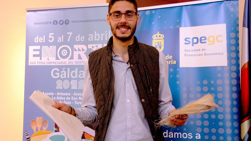 NÃ©stor Santiago, de la compaÃ±Ã­a Fibras Naturales Canarias, fue premiado en las sextas Jornadas Norte Emprende.