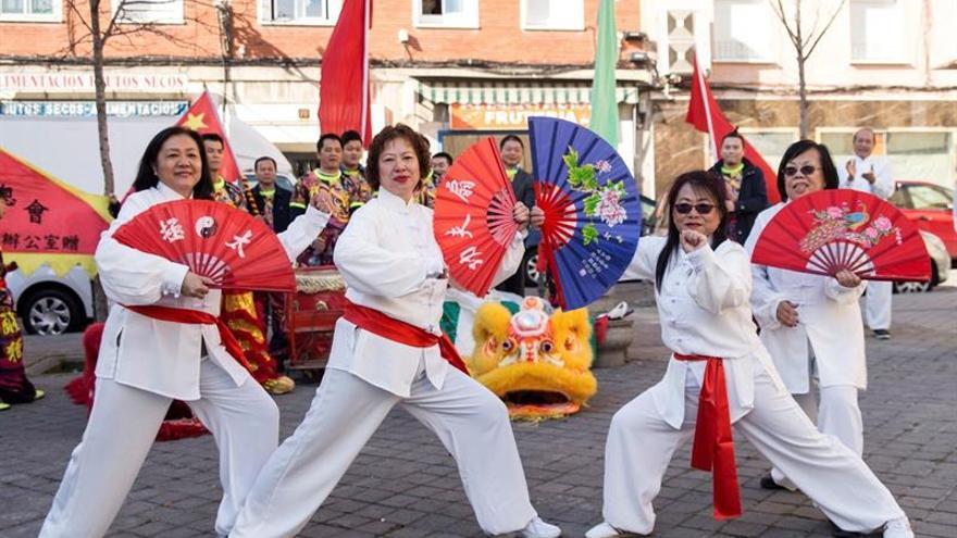 Usera, el barrio chino de Madrid, sale a celebrar el nuevo año