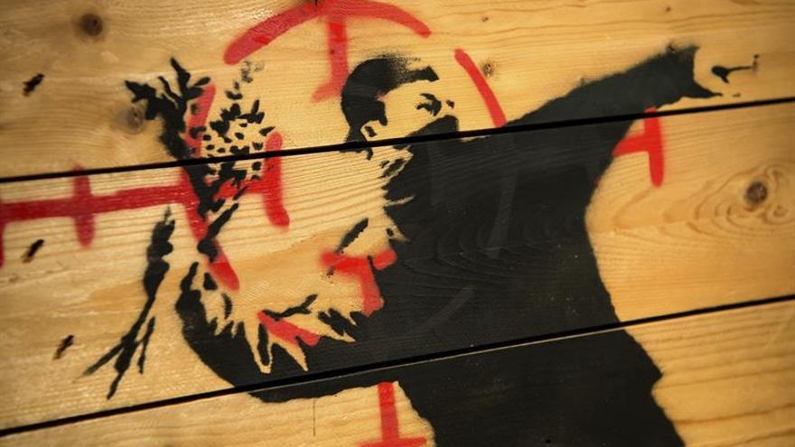 Casi medio centenar de obras de Banksy en una exposición en Múnich