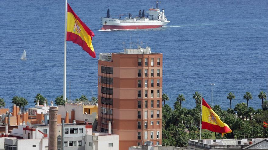 Banderas de España en Fuente Luminosa, Las Palmas de Gran Canaria