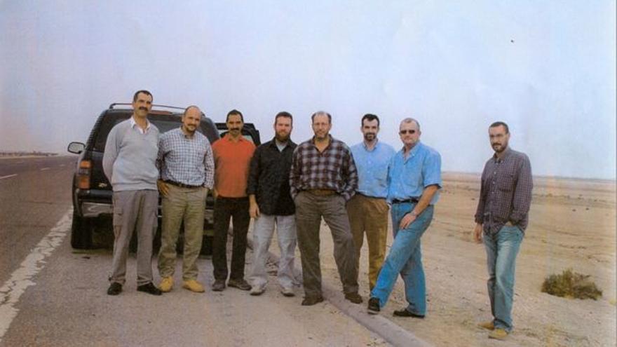 Los agentes del CNI asesinados en Irak en 2003 fotografiados por sus compañeros