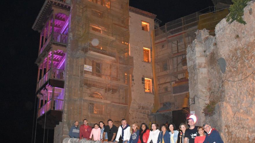 Las Casas Colgadas de Cuenca, también de violeta