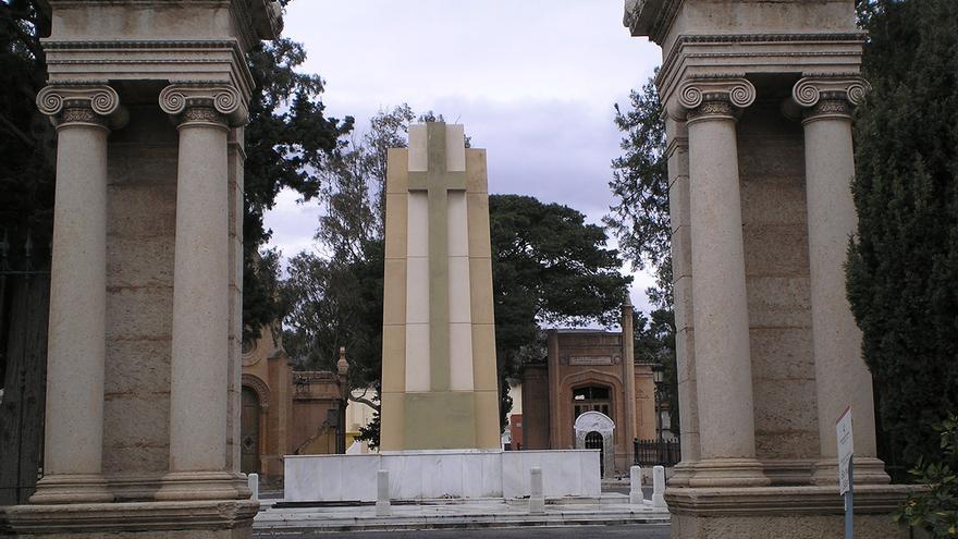 Cementerio-Almeria-OSCAR-RODRIGUEZ-BARREIRA_EDIIMA20190321_0919_19.jpg