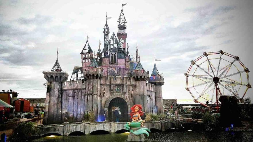Dismaland, el parque de Banksy, facturó 24 millones de euros