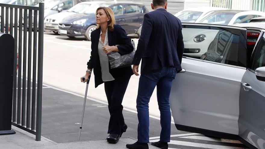 María Dolores de Cospedal, a su llegada al juicio en la Audiencia Nacional. EFE.