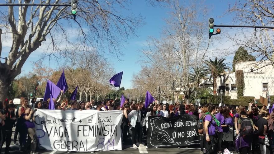 Grupos feministas en el campus de Blasco IbÃ¡Ã±ez de la Universitat de ValÃ¨ncia.