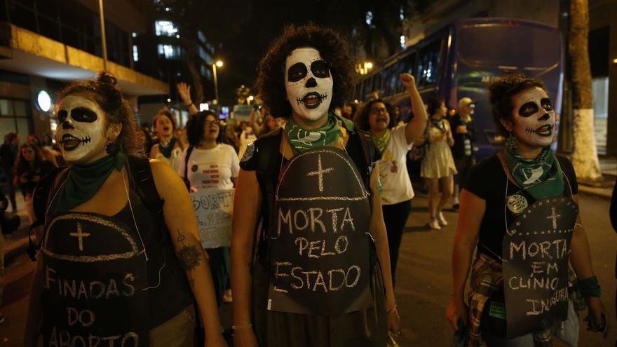 Manifestación en Río de Janeiro a favor del aborto.