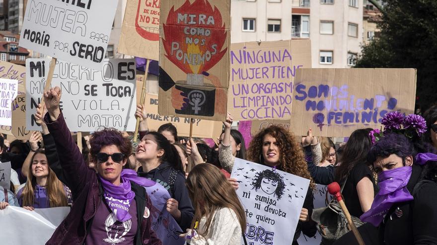 ManifestaciÃ³n feminista del 8M 2019 en Santander.