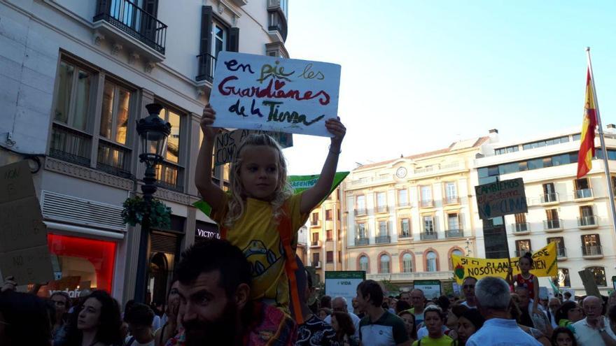 El movimiento de jóvenes por el clima estalla en España con manifestaciones masivas para exigir medidas urgentes Mario-Lopez-Rio-manifestacion-Malaga_EDIIMA20190927_0874_19