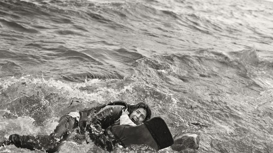 Mujer-refugiada-desembarco-Lesbos-Grecia_EDIIMA20190305_0856_19.jpg