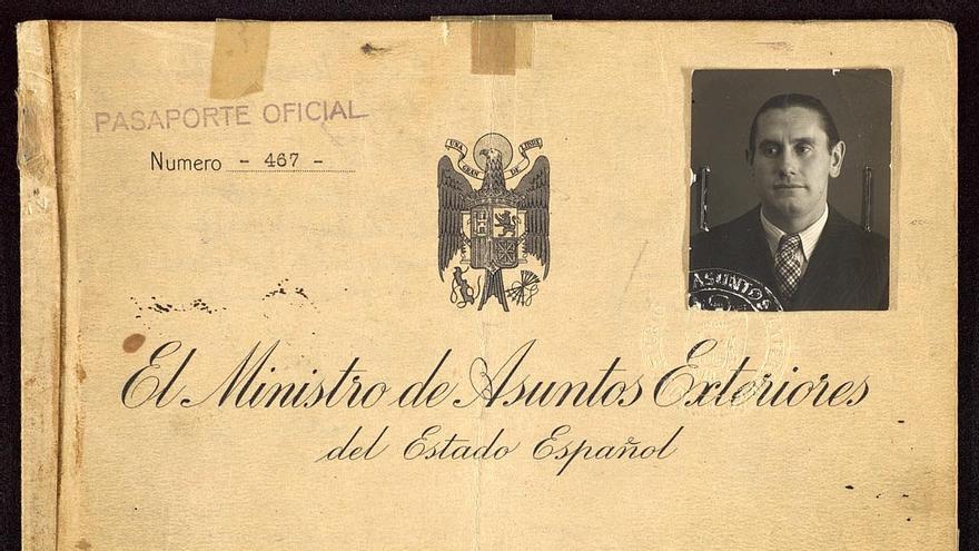 Pasaporte de Pedro Urraca Rendueles en 1939.