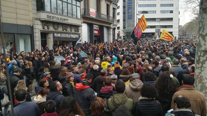 Protesta en la Rambla contra la detención de Puigdemont
