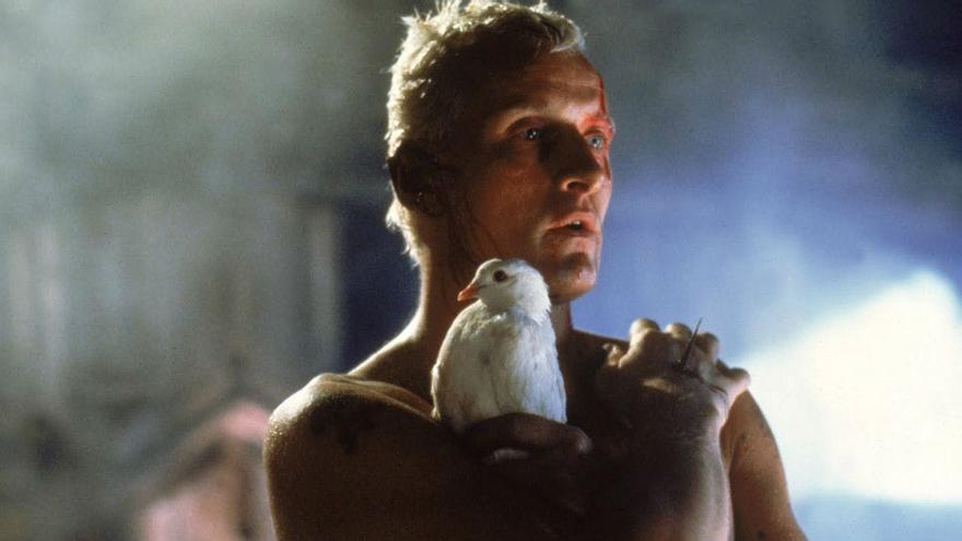 Rutger Hauer en el papel del replicante Roy Batty en Blade Runner