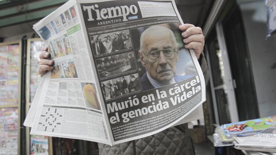 Videla murió en su celda del penal de Marcos Paz, en Buenos Aires, el 18 de mayo de 2013.