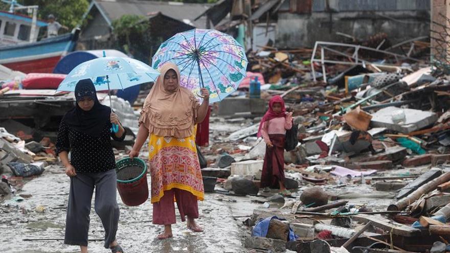 Resultado de imagen para Asciende a 429 el nÃºmero de fallecidos por tsunami en Indonesia