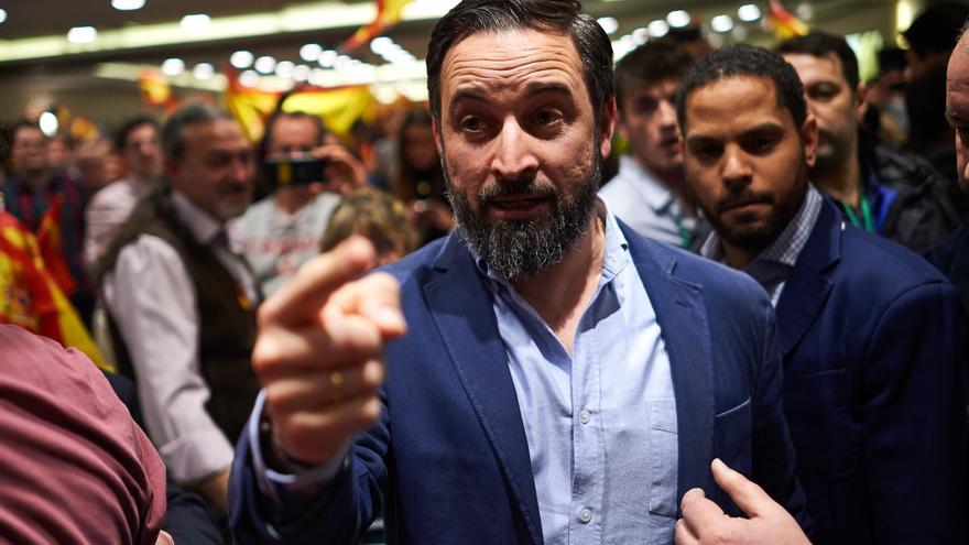 El presidente de Vox, Santiago Abascal, interviene en un acto público del partido en Pamplona
