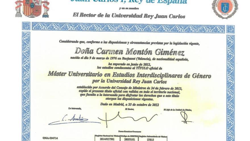 El título de máster de Carmen Montón, con fecha 2012, un año posterior al curso que aparece en sus notas
