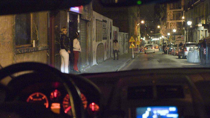 El barrio de San Francisco en Bilbao es un lugar habitual donde se ejerce la prostitución en la calle