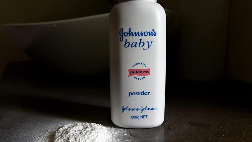 Un jurado en EE.UU. ordena a Johnson & Johnson pagar 4.690 millones por productos cancerígenos