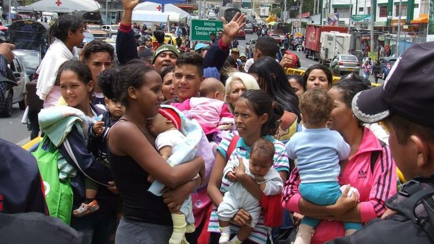 Ecuador, Perú y Chile coordinan acciones frente a la migración venezolana