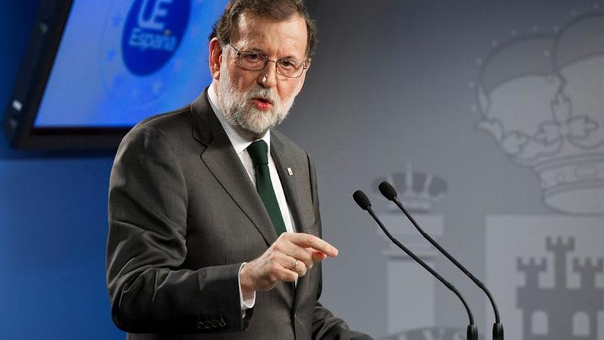 Hablamos? convoca a Rajoy y Puigdemont a comer para desatascar la crisis
