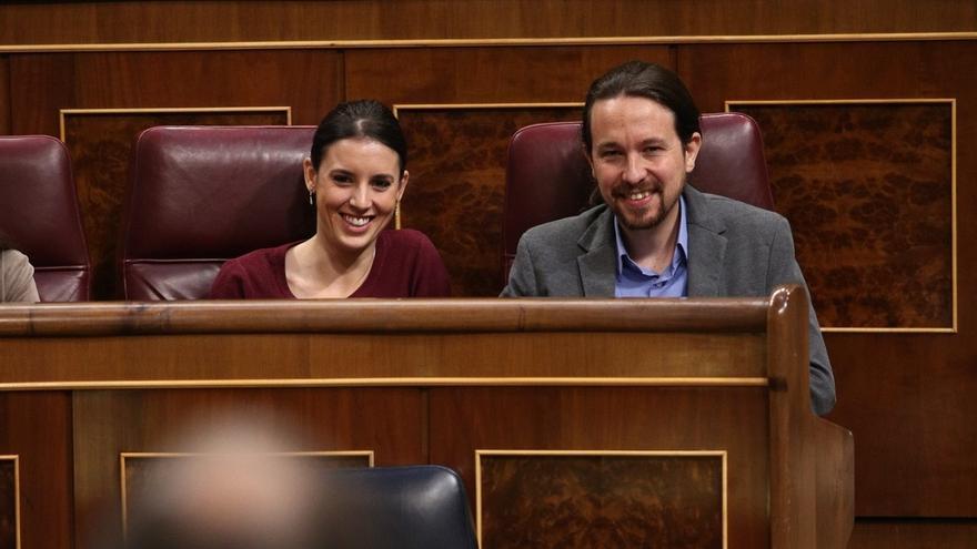Irene Montero y Pablo Iglesias preparan largas intervenciones para presentar mañana su moción de censura contra Rajoy