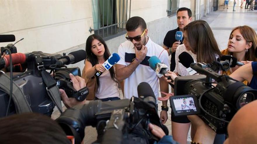 La Manada se presenta en los juzgados en Sevilla dos años después de los abusos