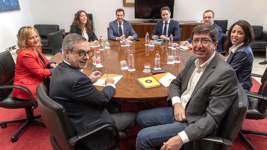 PP y Cs cierran un acuerdo programático para Andalucía
