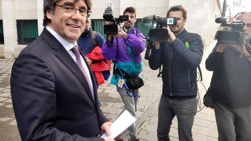 Puigdemont, en libertad sin fianza con condiciones tras comparecer en ante la justicia belga