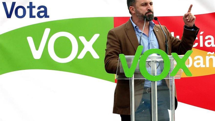 OKdiario saca titular y noticia pidiendo el voto a VOX