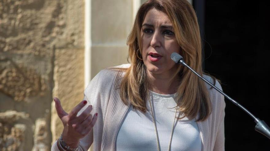 Susana Díaz muestra su apoyo y lealtad a Sánchez en un "nuevo tiempo"