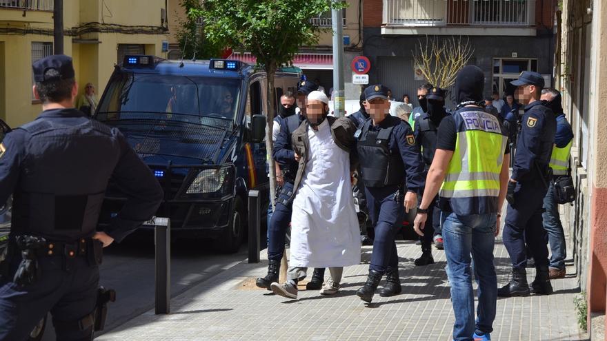 detenidos-yihadismo-Barcelona-reuniones-terroristas_EDIIMA20150512_0643_4.jpg