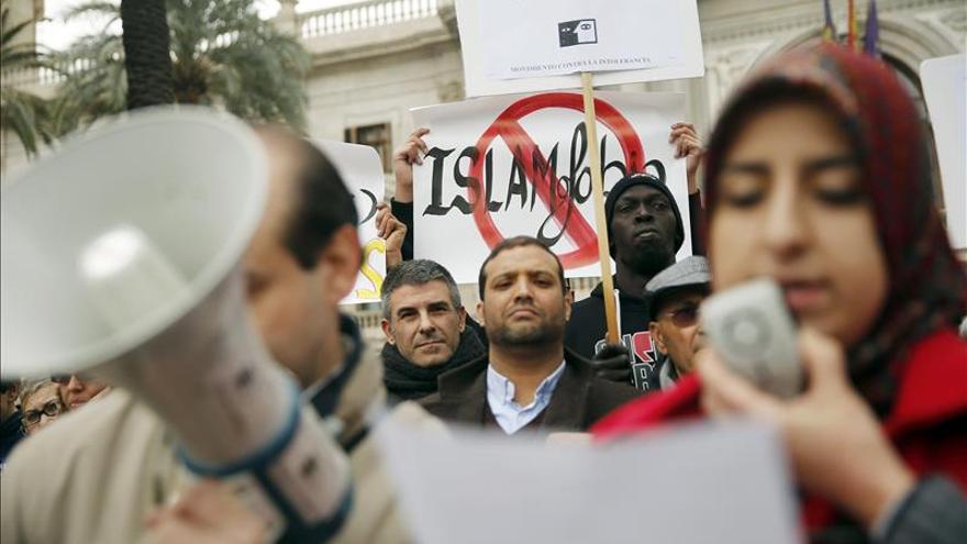 Entidades sociales y religiosas claman en Valencia contra la islamofobia