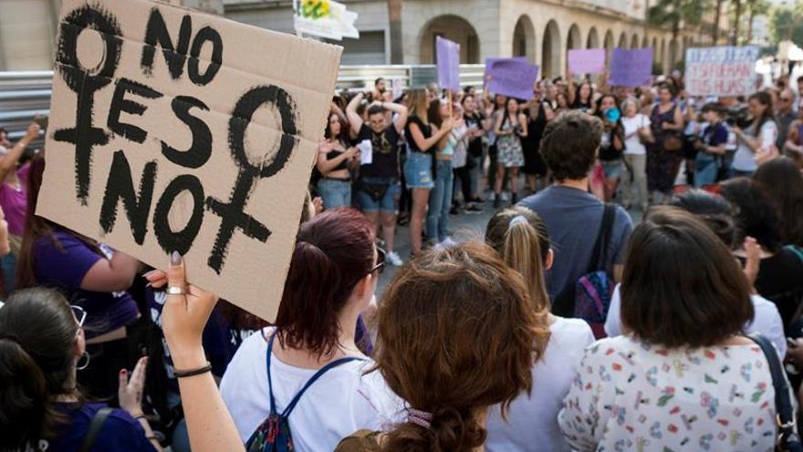 El Gobierno estudiará considerar a las víctimas de agresión sexual como víctimas de género