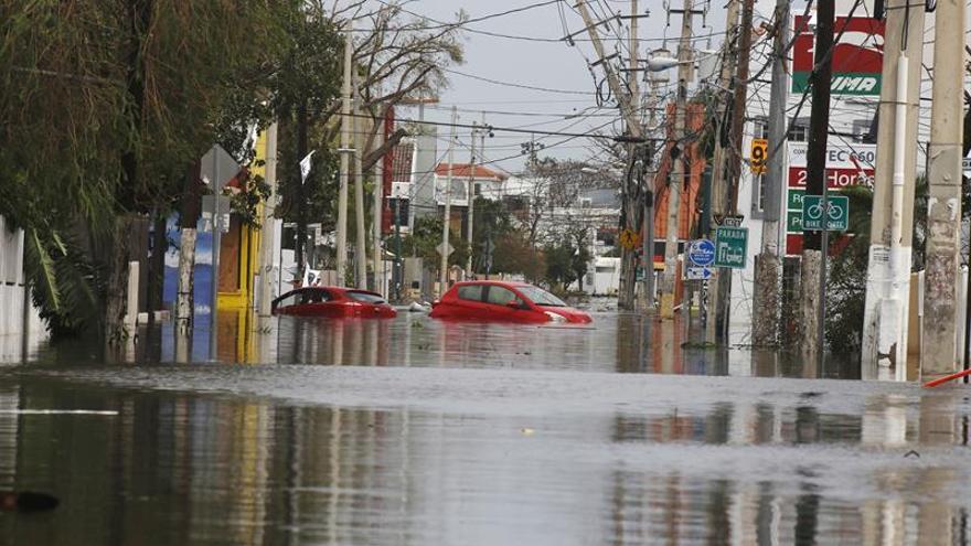 El gobernador de Puerto Rico afirma que el paso del ciclón María es la mayor catástrofe de su historia